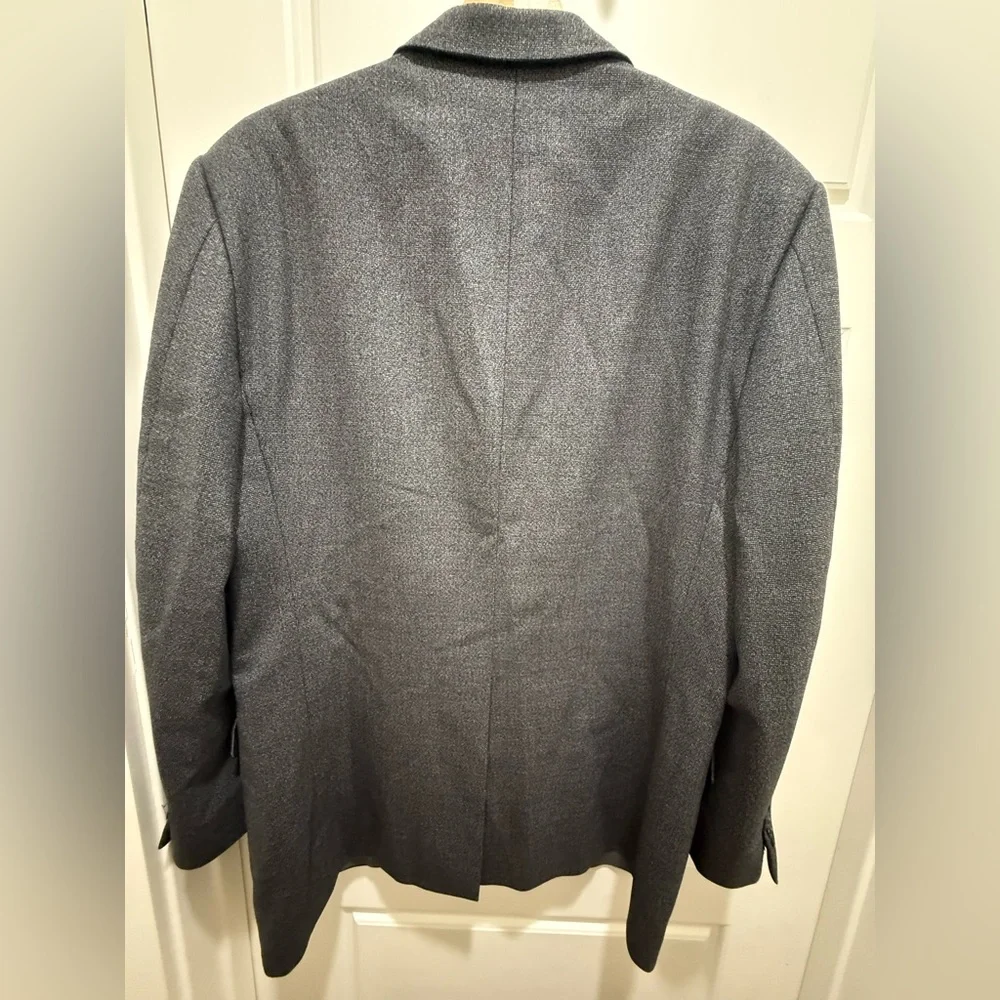 Hickey Freeman. Men’s Sportscoat. Gray Speckled Nailhead. Size 42R.